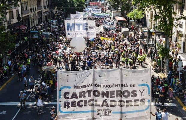 Argentina. Ley de envase con inclusión