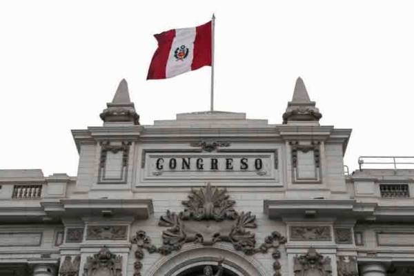 Perú. Admiten apelación contra ley anti-referendo constitucional