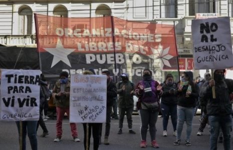 Argentina. Se suspendió el desalojo de la recuperación de tierras de Guernica: una primera victoria de la lucha popular y el excelente trabajo de la Gremial de Abogados y Abogadas