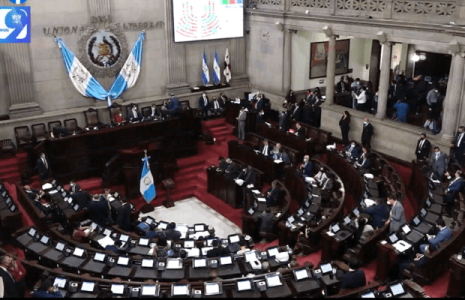 Guatemala. Congreso debate el decreto de Estado de sitio impuesto por Giammattei en El Estor Izabal