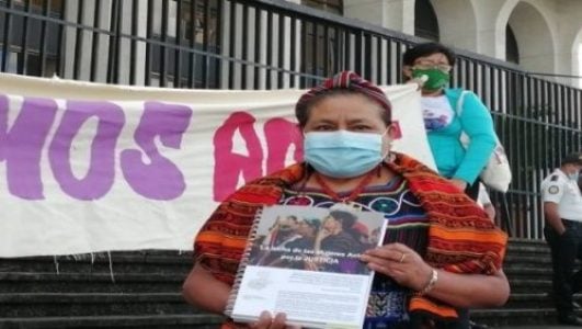 Feminismos. Víctimas de violación sexual dan sus testimonios en Guatemala