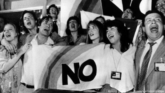 Chile. Recuerdan aniversario 33 de plebiscito contra Pinochet