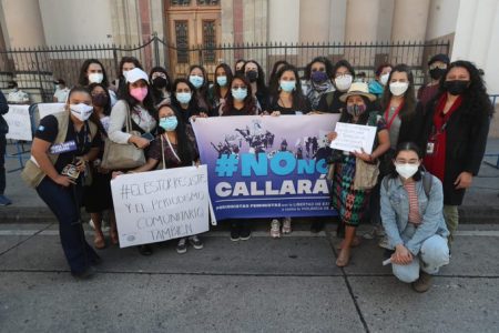 Guatemala. Mujeres periodistas contra la censura y la criminalización #NoNosCallarán