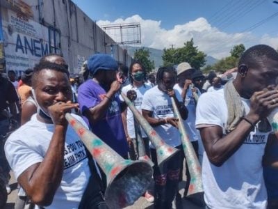 Haití. Marchan contra la violencia y ocupación de EE.UU.