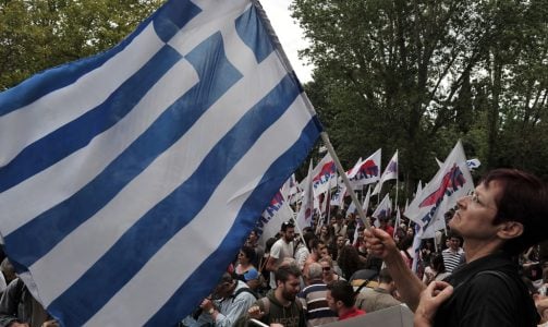 Huelga de los trabajadores griegos de la sanidad contra la vacunación obligatoria