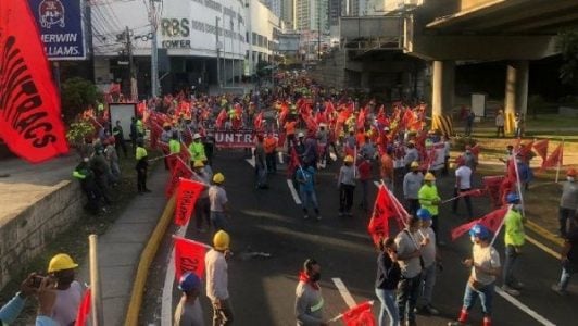 Panamá.Trabajadores y trabajadoras realizan protesta nacional